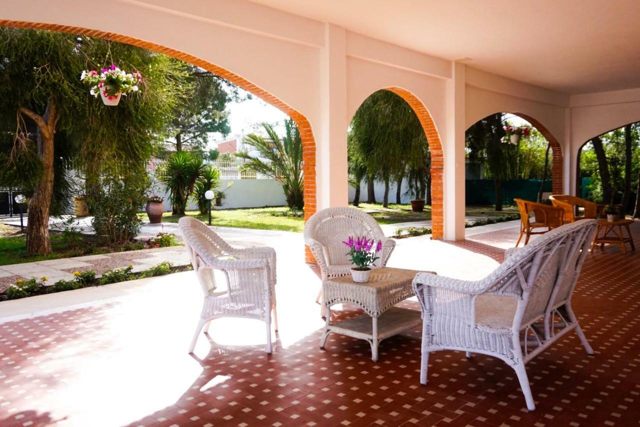 Villa Aurelia - Seafront Apartment With Terrace Quartu SantʼElena Eksteriør bilde